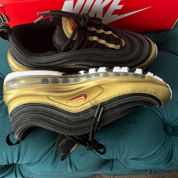 Nike Airmax 97s - Picture 2 of 4